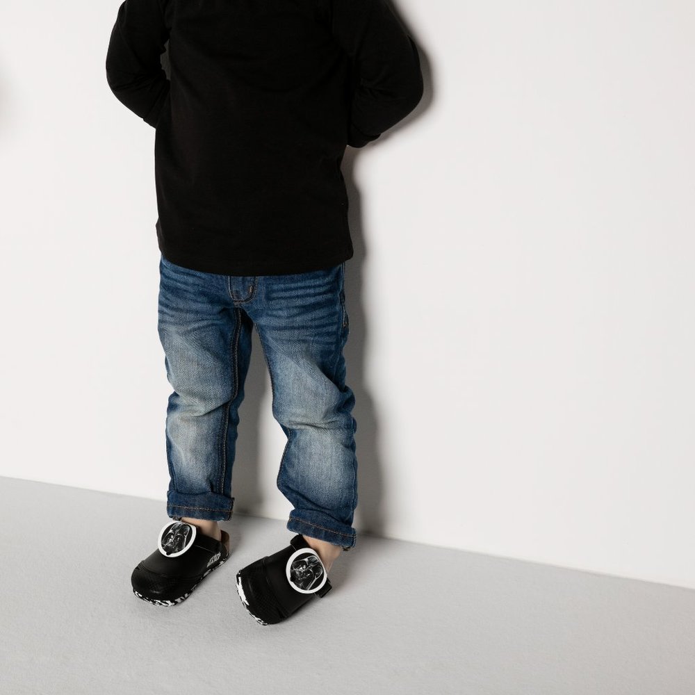 Birkenstock Kid's Birko-Flor Kay Hulk Star Wars Darth Shoes Black … - Picture 3 of 8